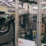 协作机器人家电行业出厂前质量检测